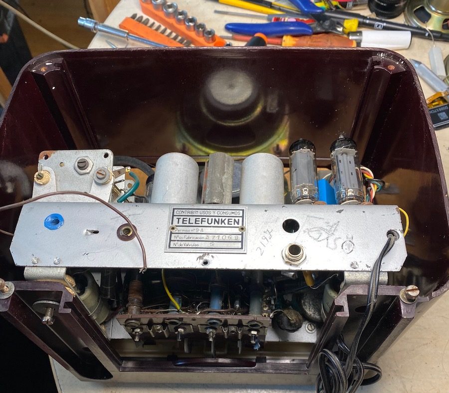 Telefunken Panchito 58 - reparacion tecnica Radioexperto.com