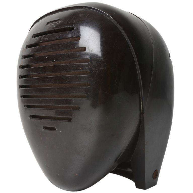 Radio Nurse - Isamu Noguchi
